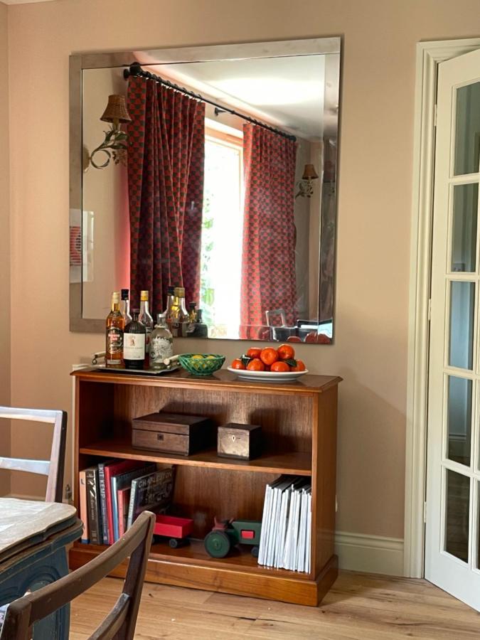 Peaceful Cottage With Private Garden Хейлшем Экстерьер фото